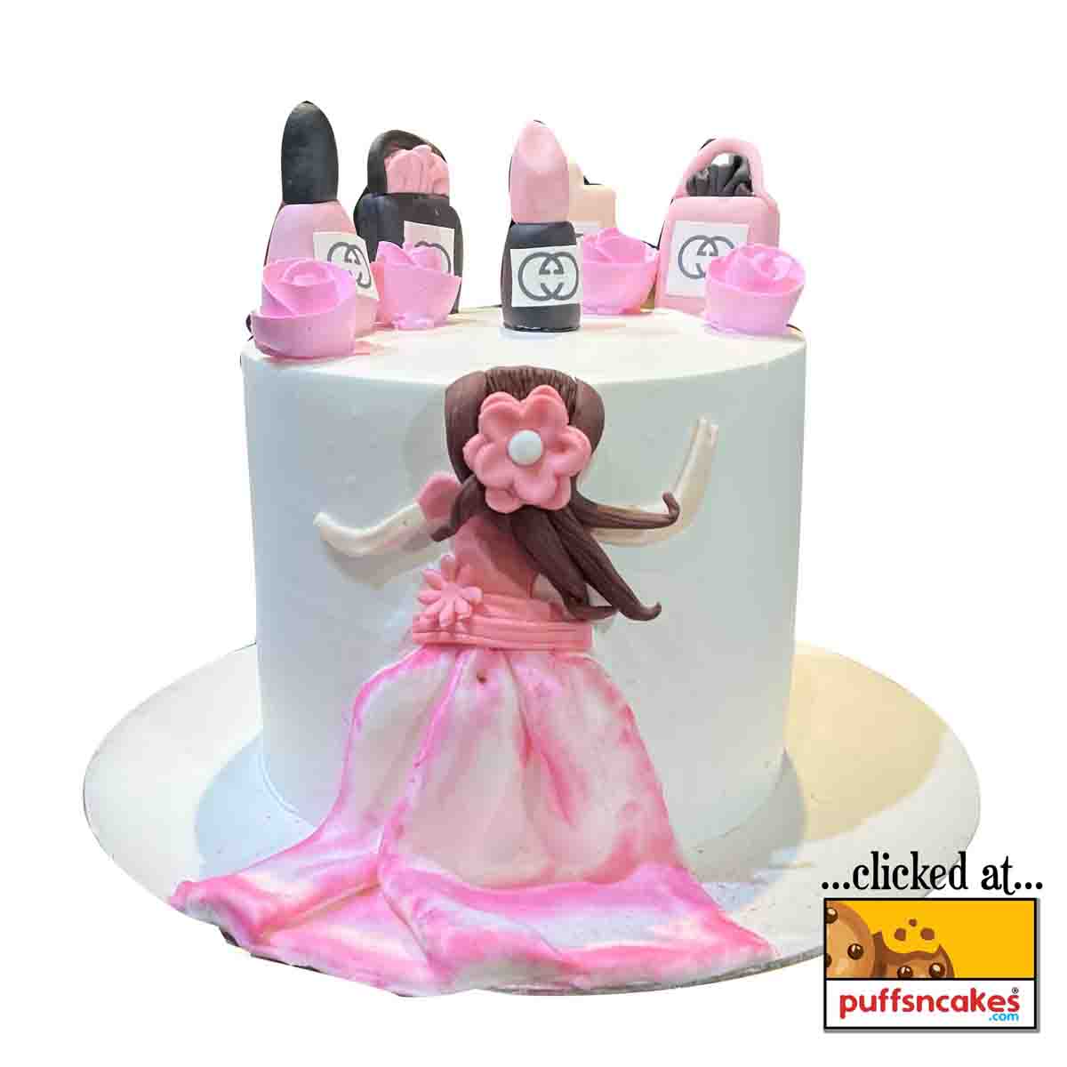 (1478) Makeup Cosmetics Girl Theme Semi Fondant Cake
